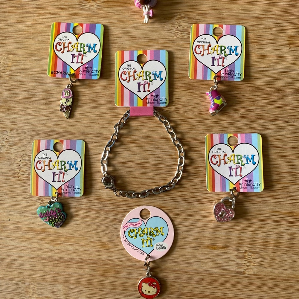 High Intensity charm bracelet with six charms NWT